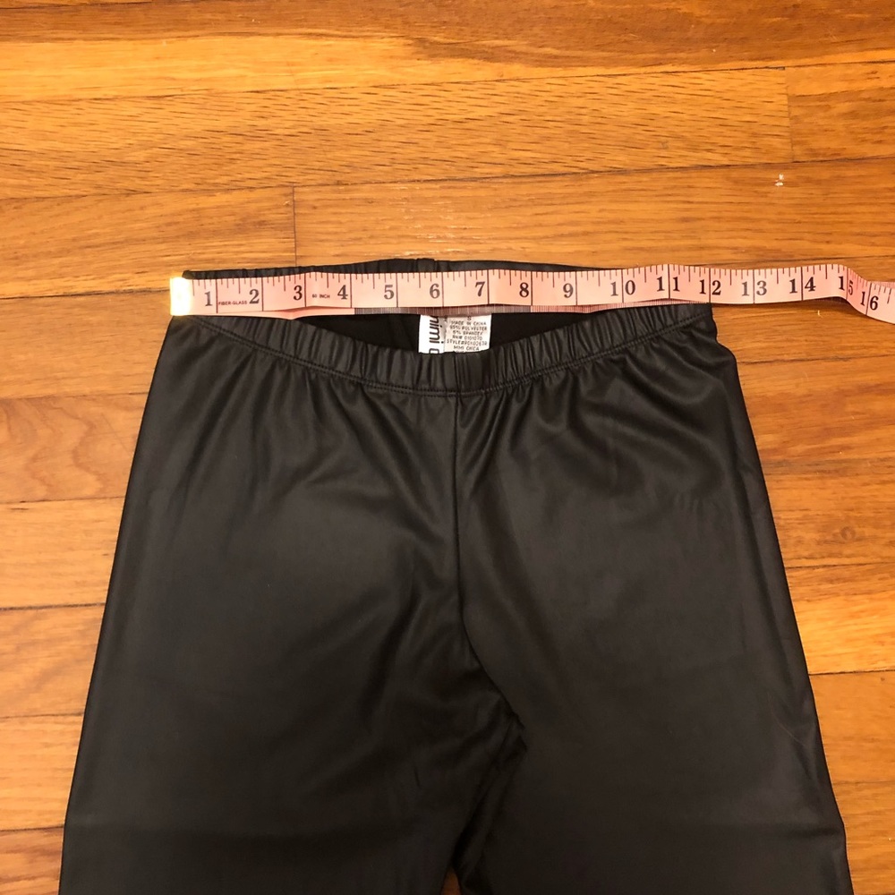 Faux Leather Leggings - Picture 6 of 10